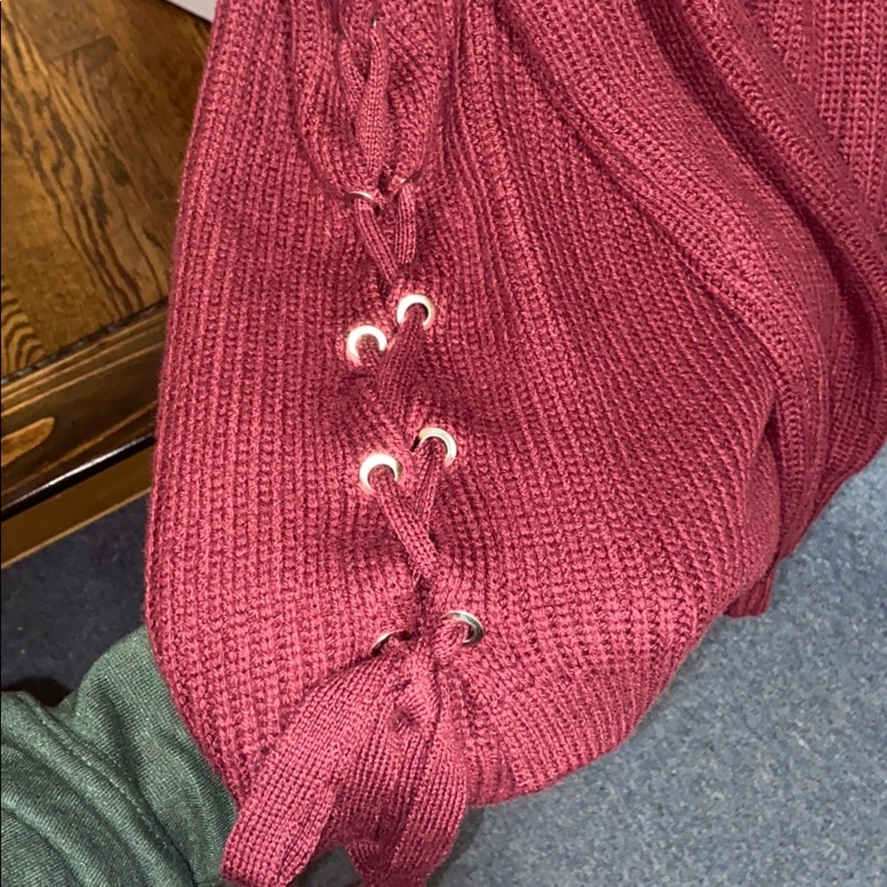 Maroon Sweater - Picture 2 of 3